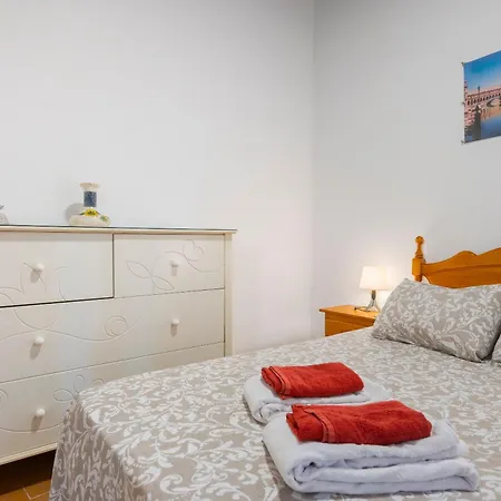 Apartament En Puente Triana