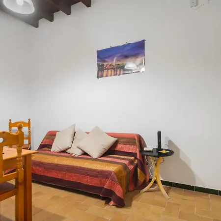 En Puente Triana Apartament *