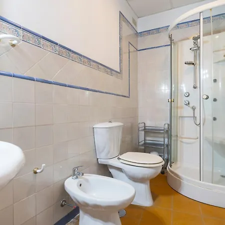Apartament En Puente Triana
